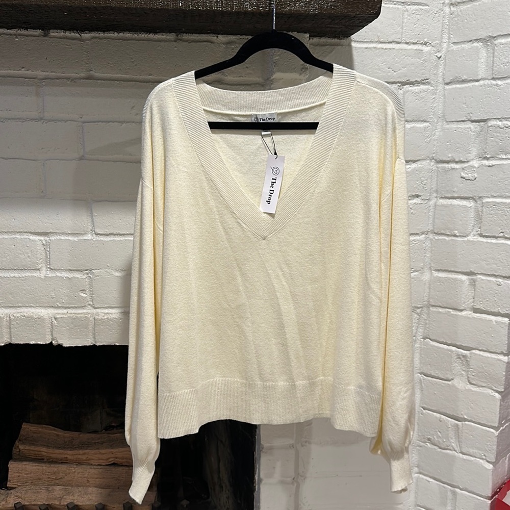 The Drop Women's Mia Bell Sleeve V-Neck Supersoft Sweater